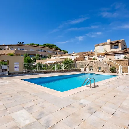 Et By Interhome סן-מקסים