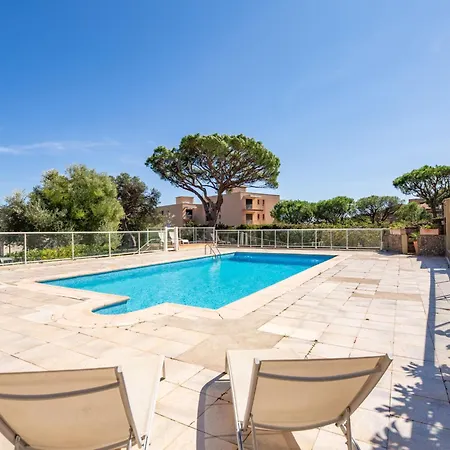 Et By Interhome סן-מקסים